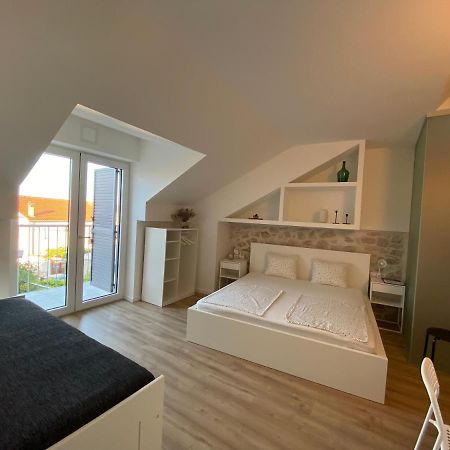 Sobe “Zavjetrina” Appartement Murter Buitenkant foto